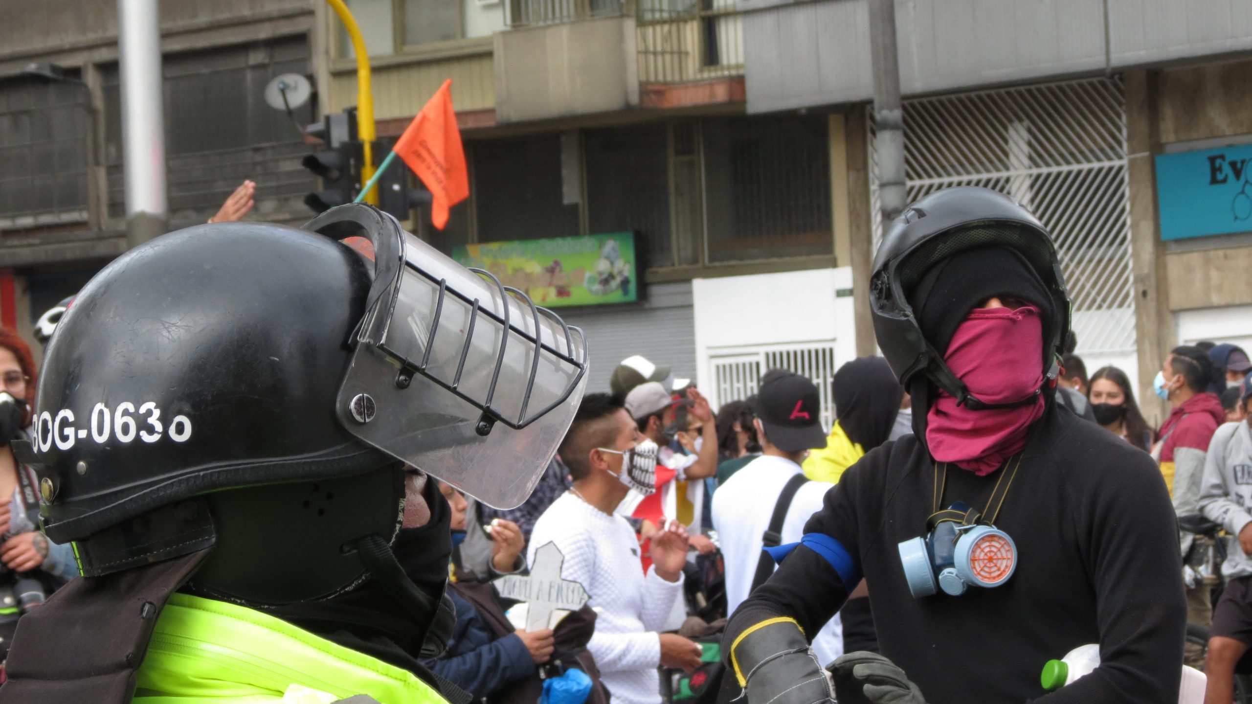 Para agravar la lista de hechos de brutalidad y violencia policial, ahora se suma la desaparición de personas en el reciente 9S - Foto: Mauricio Vanegas