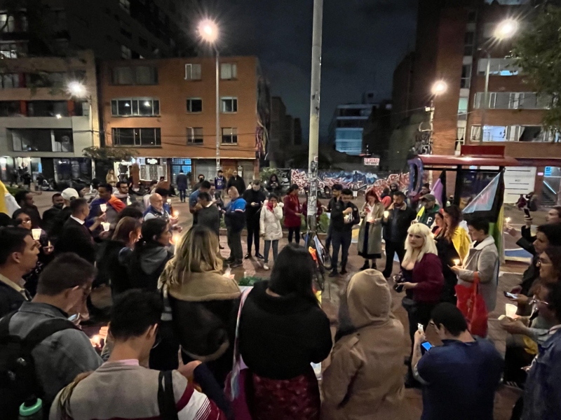 Velatón en Bogotá por la muerte de Jesús Ociel Baena Saucedo - Foto: Flabio Caucalí