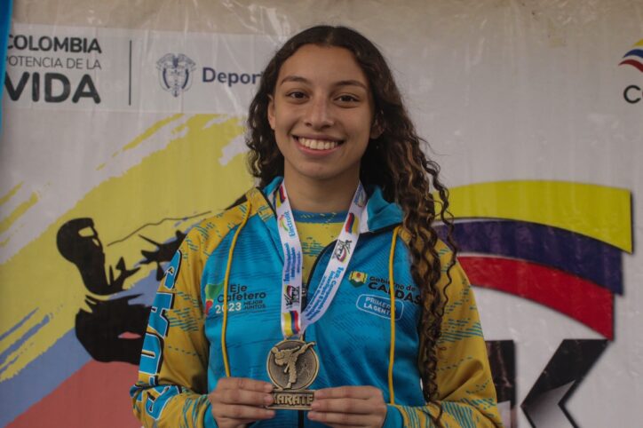 Sofía Cárdenas; la chica de oro colombiana en el karate mundial - Foto: Doomo Editorial