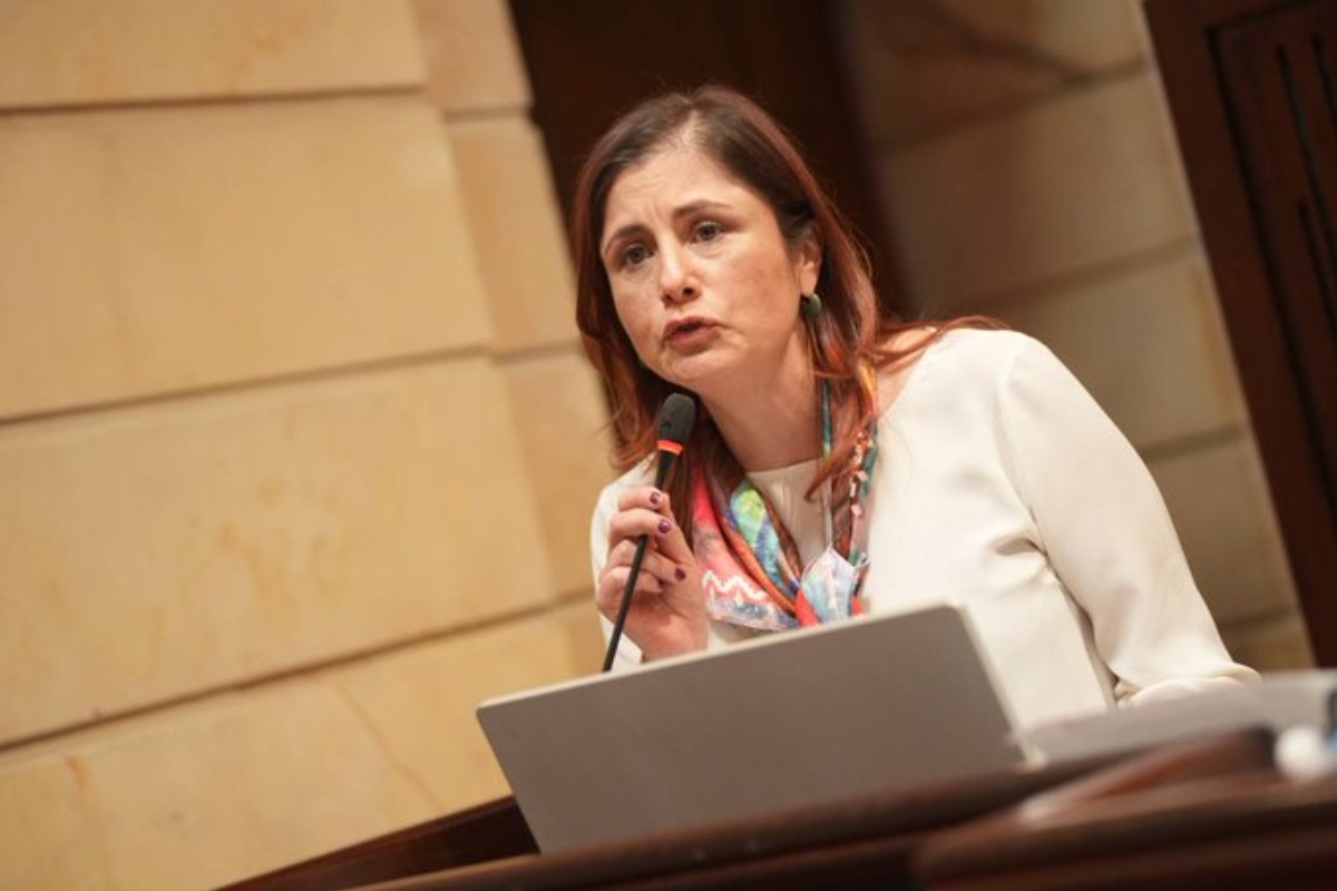 Iris Marín Ortiz ganó el pulso y es la nueva defensora del Pueblo - Foto: Cámara de Representantes