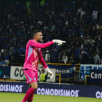 Álvaro Montero fue fundamental para la victoria de Millonarios, aunque los ataques aseguradores fueron menores que los realizados por los azules - Foto: Ronald Cano