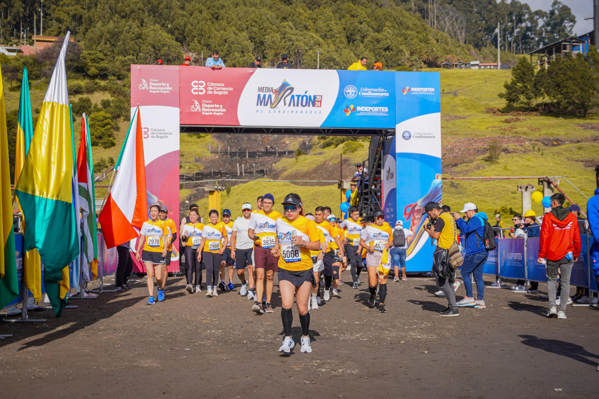 Con la realización por primera vez de la Media Maratón de Cundinamarca, esta se une al creciente calendario atlético colombiano y de paso potencia la economía de municipios como Zipaquirá y Cogua - Foto: Gobernación de Cundinamarca