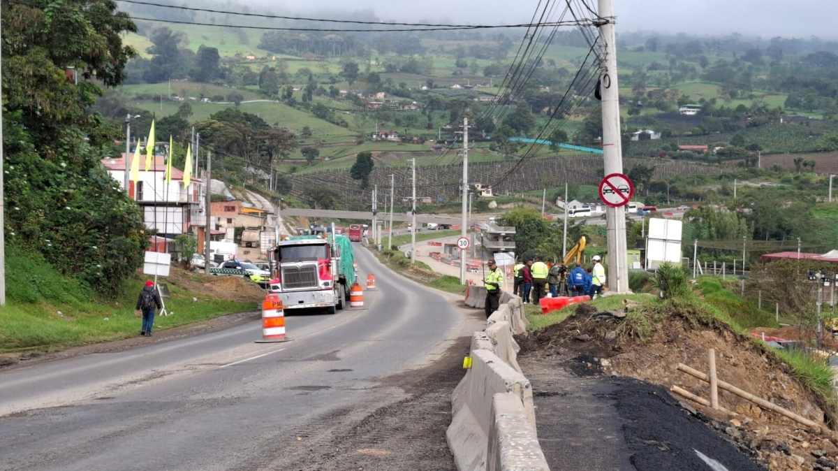 La afectación ocurrió debido a las fuertes lluvias que se presentan en todo el país - Foto: Vía Sumapaz