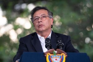 Presidente Gustavo Petro abrió la posibilidad de un nuevo cese al fuego con el ELN - Foto: Tomada de internet