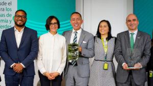 Con una iniciativa liderada por la Ministra Susana Muhamad, se busca que las empresas implementen nuevas estrategias amigables con el medio ambiente en lo que se denomina bioeconomía. Ecopetrol es una de las empresas que ha fortalecido su compromiso con el medio ambiente - Foto: Ministerio de Ambiente