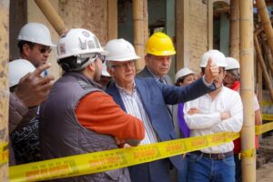 En meses pasados, el Ministro de Salud visitó las obras que vienen avanzando. El Hospital San Juan de Dios alojará las instalaciones de varias entidades relacionadas con sanidad - Foto: Ministerio de Salud