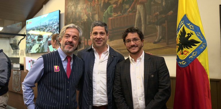 Juan Daniel Oviedo, Samir Abisambra y Juan David Quintero conformarán la mesa directiva del Concejo de Bogotá para 2025 - Foto: Concejo de Bogotá