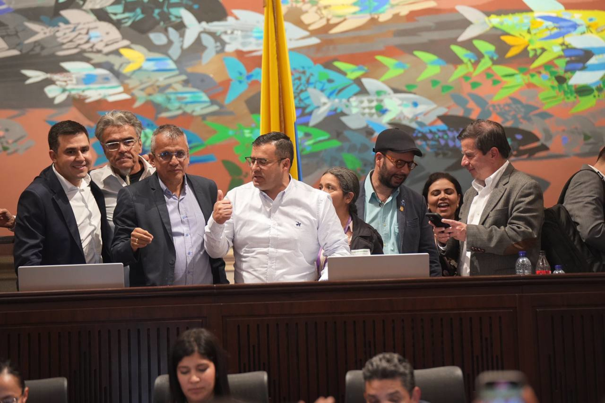 El Ministro del Interior, Juan Fernando Cristo destacó la aprobación de esta reforma en pro de la descentralización gubernamental - Foto: Cámara de Representantes