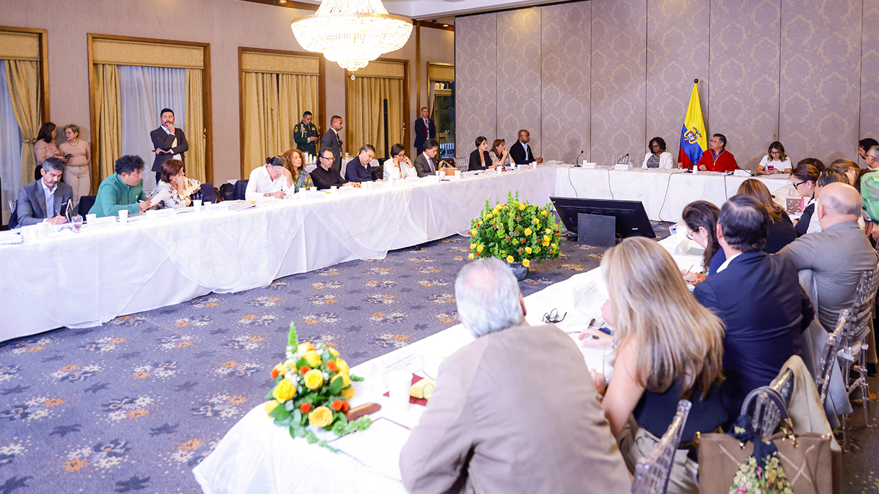 Por el momento, en el CESPO se evalúan sectores como el agropecuario. También se espera que en esta reunión se defina el nuevo gabinete ministerial - Foto: Presidencia