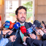 El ministro de Hacienda y Crédito Público, Diego Guevara, explicó que el Decreto 0069 del 24 de enero de 2025​ mediante el cual se aplazaron $ 12 billones de Presupuesto General de la Nación de la actual vigencia, tendrá que “recalcularse”, pues incluyó un recorte de $ 2,8 billones a Colpensiones - Foto: Ministerio de Hacienda