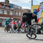 Las exhibiciones de BMX Flatland hicieron parte de los deportes alternativos que se presentaron en la Ciclovía Alternativa - Foto: IDRD