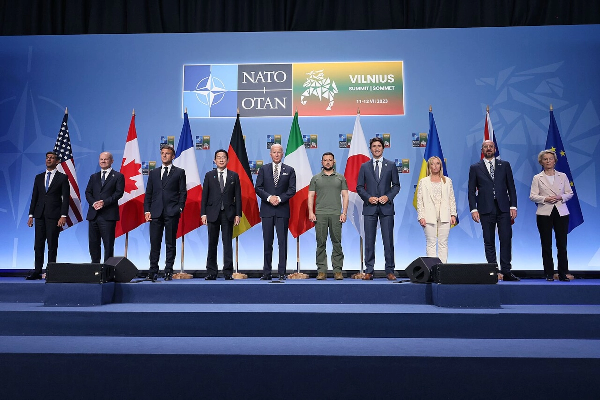 Desde la Unión Europea y la OTAN manifestaron su molestia por la postura del gobierno de Estados Unidos en las negociaciones con Rusia sobre la situación de Ucrania - Foto: Archivo/内閣官房内閣広報室