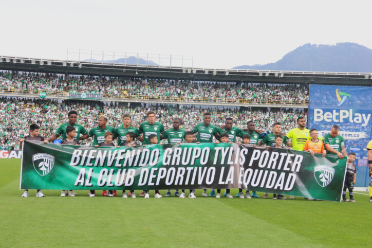 En el partido, el equipo asegurador le dio la bienvenida al nuevo grupo accionista del club: Tylis Porter, accionistas también del Necaxa de México - Foto: Ronald Cano