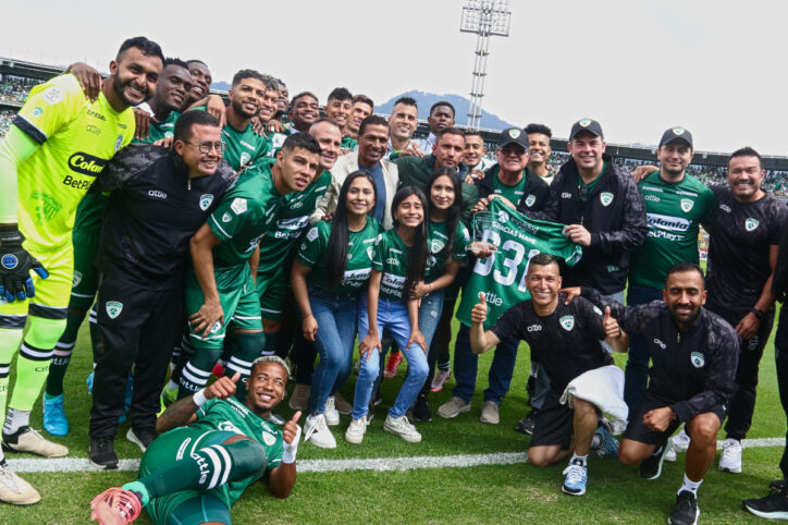 El partido fue la despedida de Juan Alejandro Mahecha, quien ya se había retirado en diciembre de 2024 y ahora será asistente técnico de Alexis García - Foto: Ronald Cano