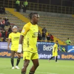 Hugo Rodallega, es el baluarte de Independiente de Santa Fe para lograr voltear el resultado, luego que los cardenales perdieran 2-1 en Iquique - Foto: Archivo/Ronald Cano