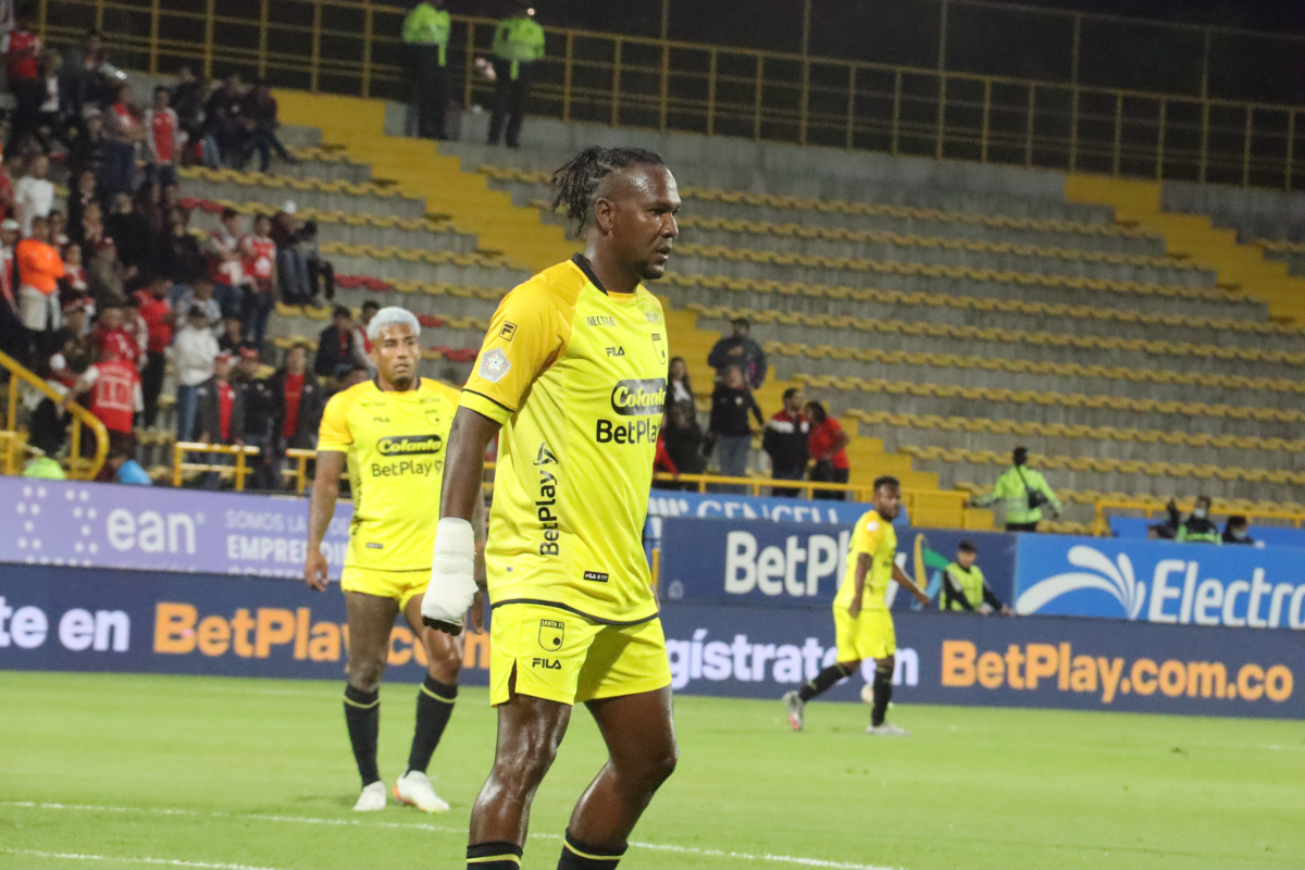 Hugo Rodallega, es el baluarte de Independiente de Santa Fe para lograr voltear el resultado, luego que los cardenales perdieran 2-1 en Iquique - Foto: Archivo/Ronald Cano