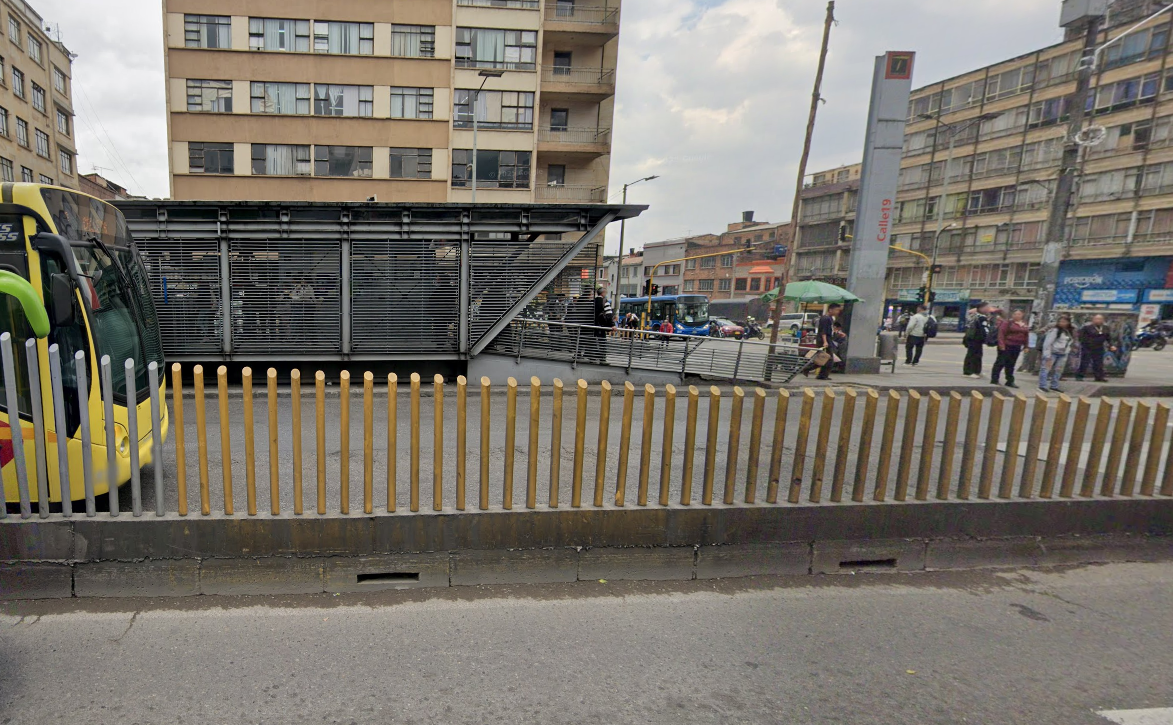 A partir de este sábado 8 de marzo, la estación Calle 19 de Transmilenio deja de operar para dar paso al avance de la construcción de la Primera Línea del Metro de Bogotá (PLMB) - Foto: Google Maps