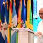 El ministro Albert Ramdin cuenta con una vasta experiencia en diplomacia, destacándose en su papel previo como Secretario General adjunto de la OEA - Foto: albertramdin.com