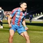 Daniel Muñoz está intratable con Crystal Palace - Foto: Tomada de @CPFC