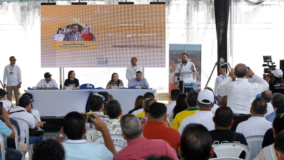 Según la cartera energética, de este grupo son 15 los negocios ubicados en Barranquilla y Soledad (Atlántico), vinculados a la Unión Nacional de Comerciantes (Undeco Barranquilla), que ya pueden comenzar a vender al Sistema Interconectado Nacional los excedentes de energía limpia generados en sus propios establecimientos - Foto: Ministerio de Minas