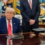 Sin embargo, la administración Trump ha criticado la decisión, argumentando que los jueces no electos no deberían obstaculizar el uso legítimo de los poderes del Ejecutivo para abordar emergencias nacionales y políticas exteriores - Foto: Casa Blanca