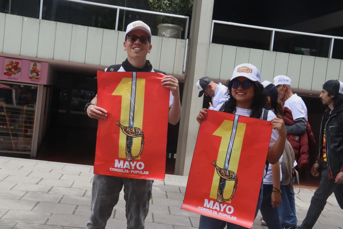 Las movilizaciones del 1 de mayo han cambiado radicalmente desde que Petro está en el poder, comenzando que dejaron de ser escenarios de confrontación la policía - Foto: Ronald Cano
