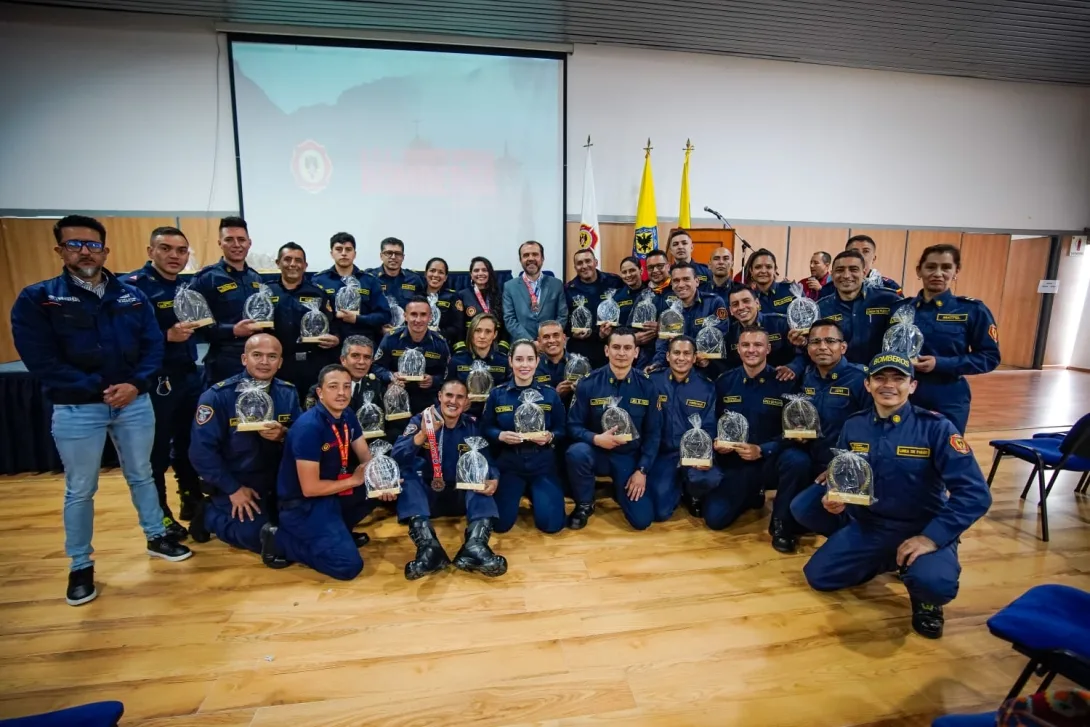 Actualmente, el IDRD trabaja  junto con el Cuerpo Oficial de Bomberos en la posibilidad de facilitar a los bomberos deportistas el acceso a escenarios distritales con espacios para disciplinas como ciclismo, levantamiento de pesas, deportes de sala y acondicionamiento físico - Foto: IDRD