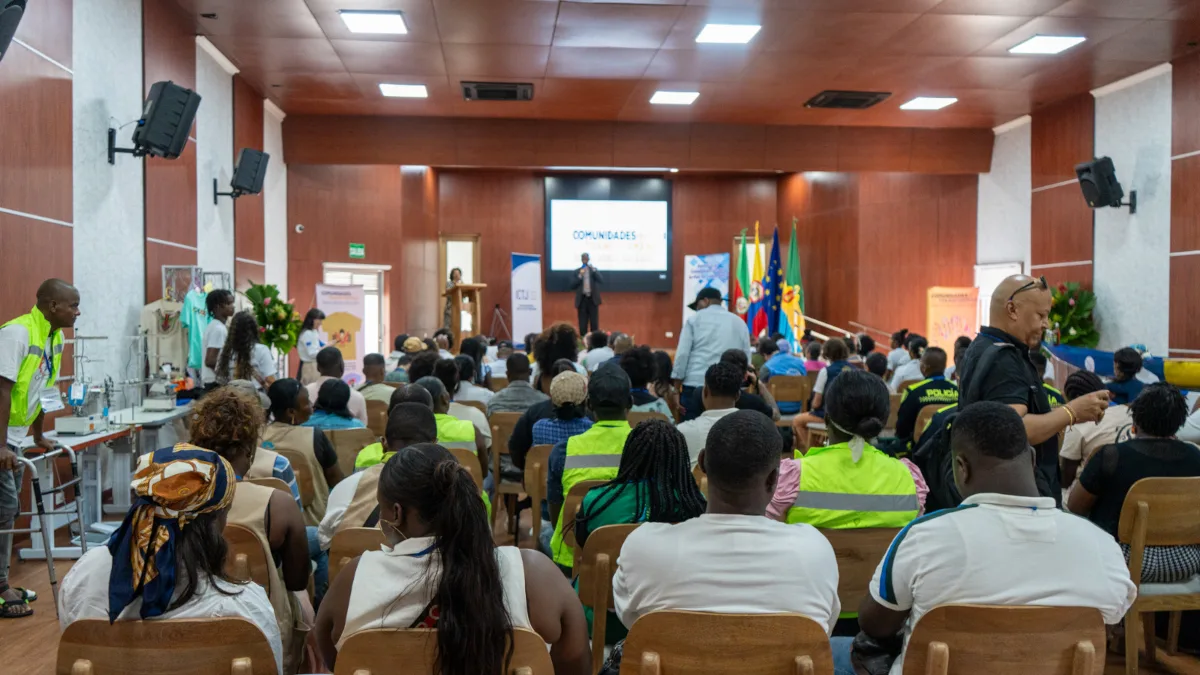 El proyecto de consolidación de la Paz en Colombia contribuye a rodear los diálogos de paz urbana de Buenaventura y Quibdó, así como los diálogos que se llevan a cabo con el Estado Mayor de los Bloques y Frente - Foto: Cancillería