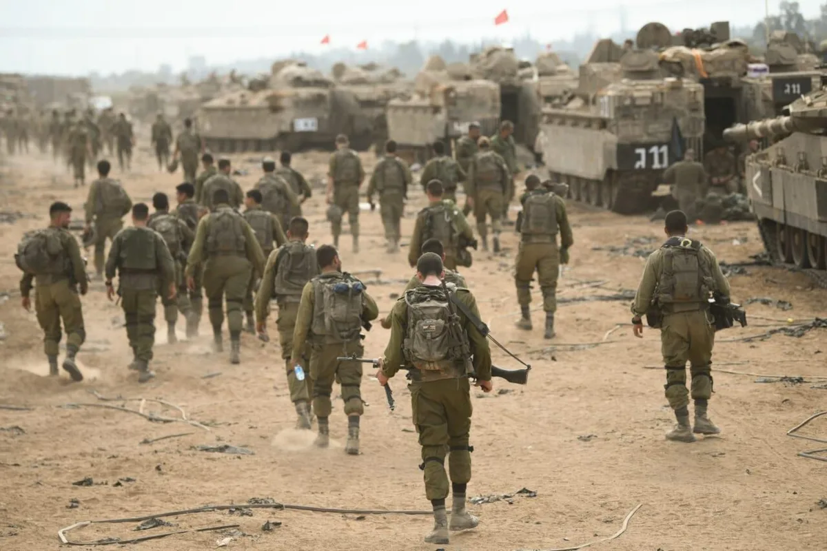 Como parte de este plan, se ha ordenado la movilización de decenas de miles de reservistas para reforzar las operaciones en Gaza. El jefe del Estado Mayor, teniente general Eyal Zamir, anunció que las operaciones se intensificarán, enfocándose en la infraestructura de Hamás, tanto en la superficie como en túneles subterráneos - Foto: Archivo/IDF