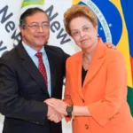 Presidente Gustavo Petro y Dilma Rousseff, presidenta del Nuevo Banco de Desarrollo de los BRICS, durante la pasada gira del mandatario colombiano a China - Foto: Cancillería