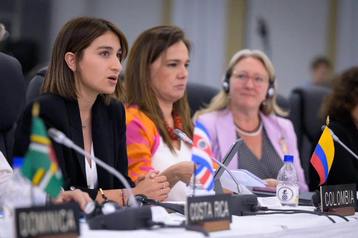la Canciller colombiana insistió en que los desafíos actuales del continente no se resuelven con buenas intenciones, sino con voluntad política y cooperación real: “América no necesita más discursos grandilocuentes: necesita acciones concretas, decisiones valientes y una voluntad política que esté a la altura del sufrimiento y la esperanza de nuestros pueblos” - Foto: Cancillería