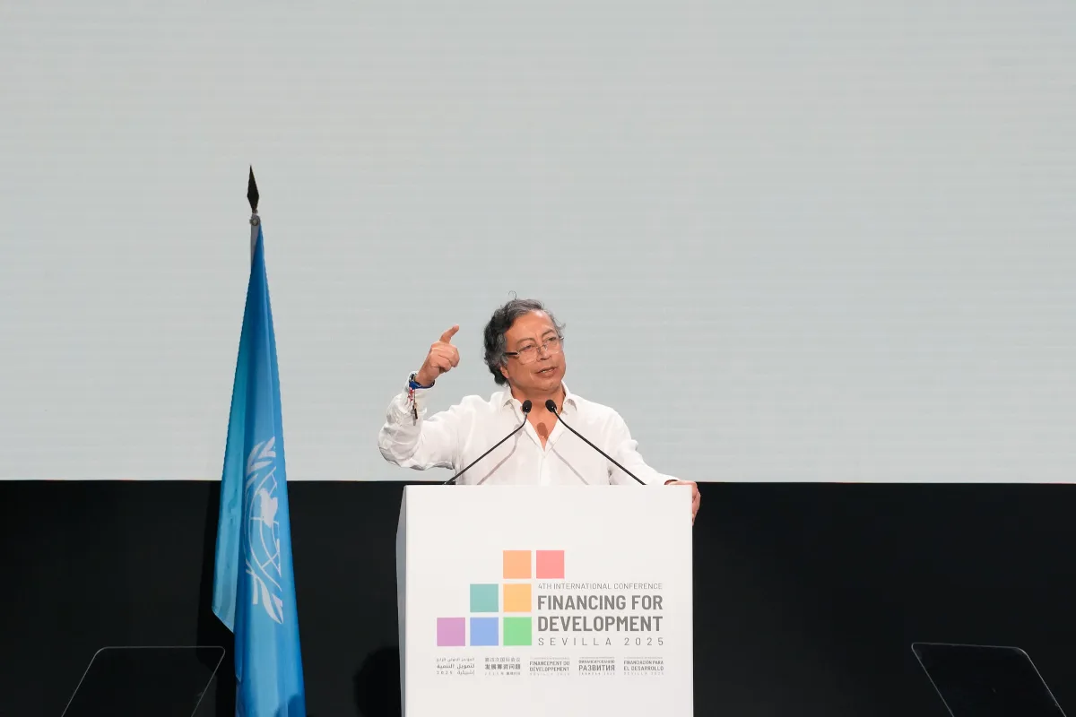 “¿Por qué en vez de estar discutiendo lo que pueda acabar con la humanidad, estamos discutiendo sobre las guerras y ocultando la existencia del genocidio?", indicó Petro en su intervención - Foto: Andrea Puentes/Presidencia