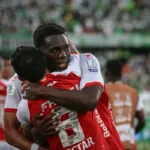 Santa Fe logró remontar y ahora es líder del grupo B de los cuadrangulares semifinales - Foto: X/@SantaFe