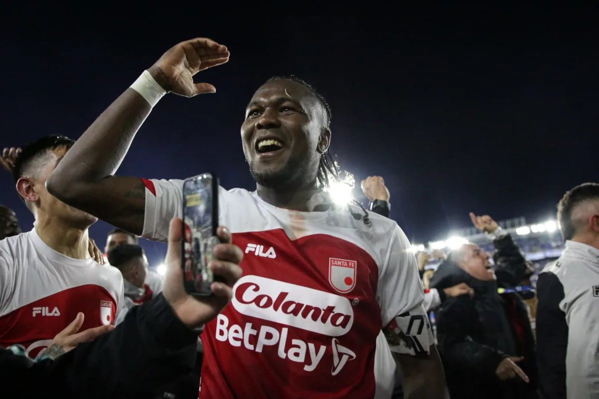 Hugo Rodallega es el gran baluarte de Independiente Santa Fe, sus goles han sido valiosos a través del camino de los cardenales a la final - Foto: X/@SantaFe