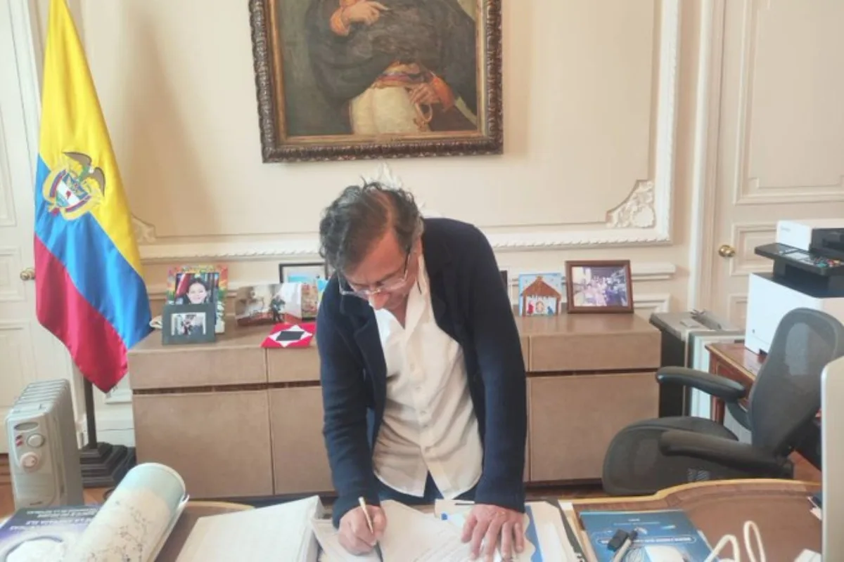 Ocho partidos impugnan decreto de Petro sobre consulta popular: acusan ruptura del Estado de Derecho - Foto: Presidencia de Colombia