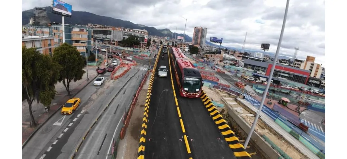 Con la habilitación del puente vehicular se reduce en 10 minutos los tiempos de desplazamiento de vehículos mixtos que se movilizan hacia el sector de Suba - Foto: IDU