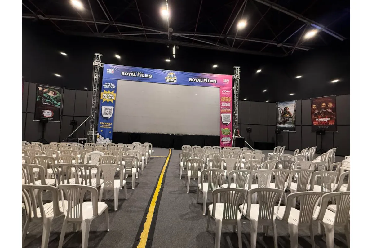 Por primera vez en la historia del evento, Comic Con Colombia presenta Cinema Con, una sala de cine gratuita dentro de la feria donde se proyectarán cortometrajes, películas, y tráiler que próximamente llegarán a la pantalla grande - Foto: Royal Films