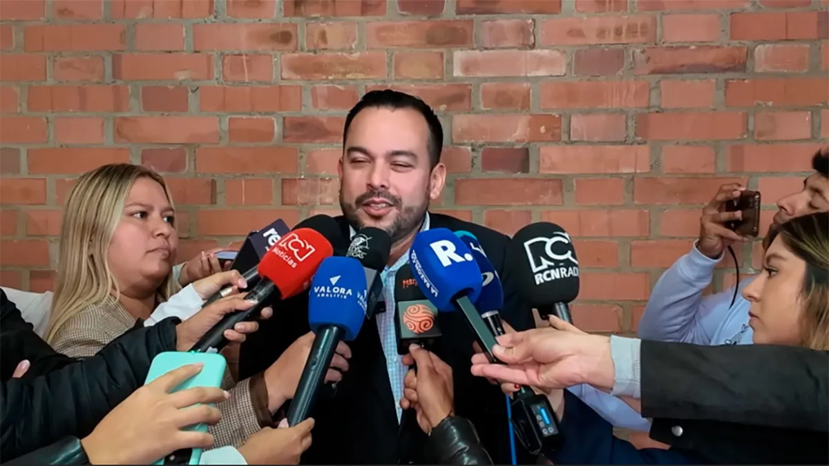 El ministro de Minas y Energía, Edwin Palma, explicó que el Gobierno busca cambiar subsidios por paneles solares. - Foto: Ministerio de Minas y Energía
