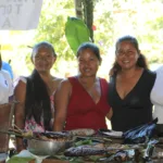 El pasado 28 de junio, el festival de la abundancia en San Martín de Amacayacu reunió a comunidades indígenas de Leticia y Puerto Nariño, como los pueblos Tikuna, Cocama, Uitoto, Inga, Miraña, Murui Muina, Yucuna y M+n+ka - Foto: FAO/Carolina Zapata