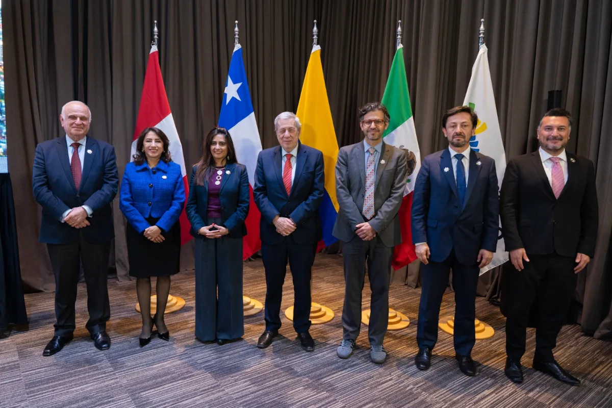 Durante la jornada, los vicecancilleres y viceministros de Comercio Exterior lideraron la reunión del Grupo de Alto Nivel y se adoptaron decisiones en torno a temas de alto impacto regional, incluyendo la firma del Acuerdo de Verificación de Origen con Singapur - Foto: Alianza del Pacífico