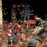 Al menos 16 muertos y un centenar de heridos tras estrellarse avión militar en Bangladés - Foto: Redes Sociales