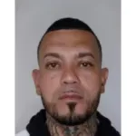 La fiscal, Deicy Jaramillo, aseguró que alias 'El Costeño' será presentado ante un juez de control de garantías con el fin de legalizar su captura y realizar la judicialización por los delitos de tentativa de homicidio agravado, fabricación, tráfico y tenencia de armas, concierto para delinquir agravado y uso de menores - Foto: Fiscalía