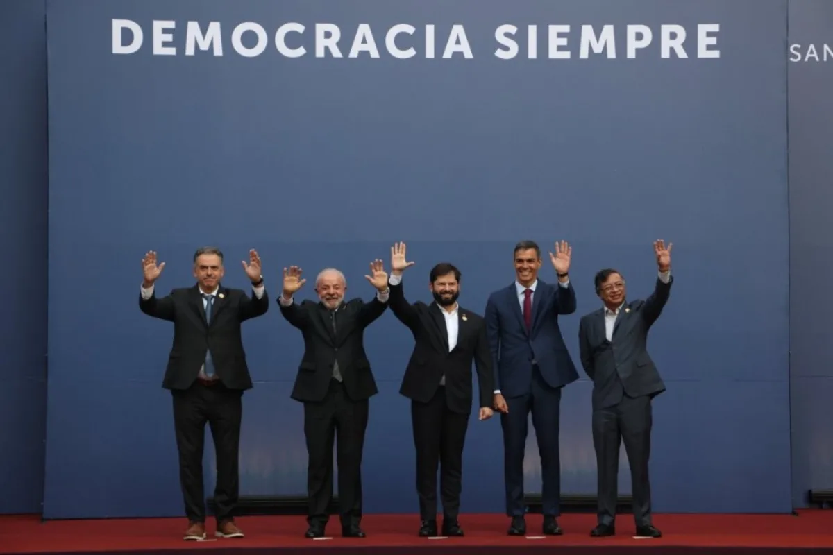 Presidentes de América Latina y España se reúnen en Chile en defensa de la democracia - Foto: @GabrielBoric