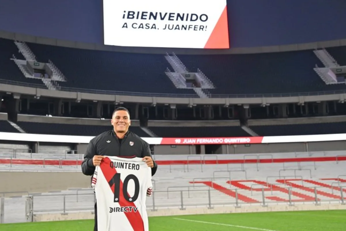 Juan Fernando Quintero regresa a River Plate por tercera vez - Foto: @RiverPlate