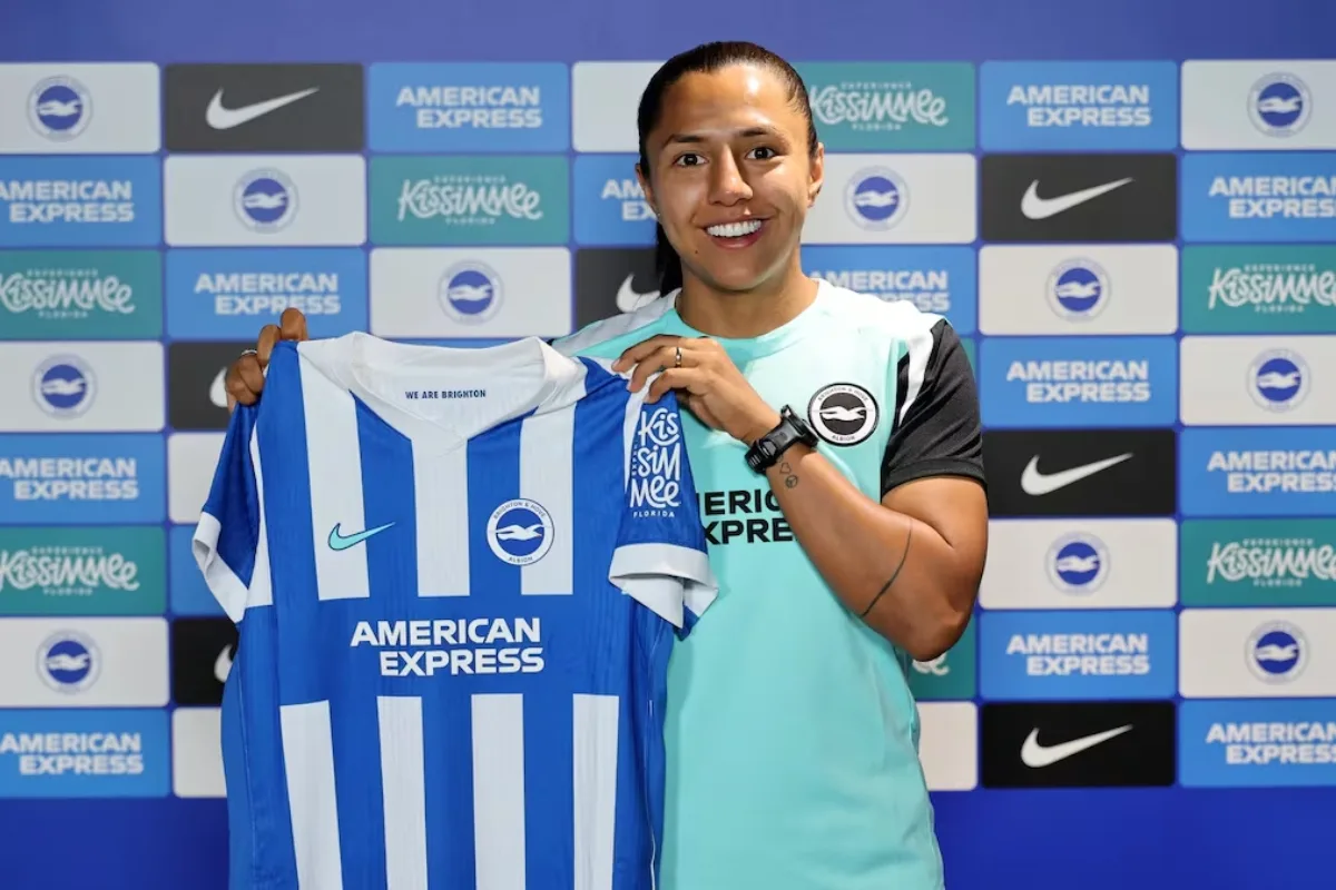 Manuela Vanegas es nueva jugadora del Brighton & Hove Albion en Inglaterra - Foto: @BHAFCWomen