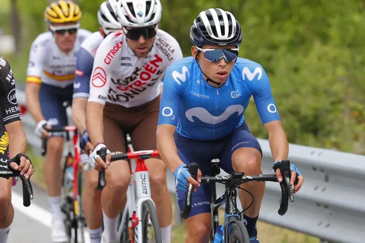 Cuatro ciclistas colombianos competirán en el Tour de Francia 2025 - Foto: Movistar Team