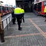Sin convenio vigente, pero con presencia activa: Policía continúa operando en TransMilenio - Foto: Alcaldía de Bogotá