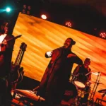 En materia de lanzamientos, el grupo fundado en 2022 por Gio Calderón (voz principal y guitarra rítmica), Carlos Polo (bajo), Darío Fernández (guitarra líder) y Nicolás Villamizar (batería y secuencias) ha lanzado tres sencillos de su álbum: 'Despedida', 'Resolución' y 'Tiempo' - Foto UNB
