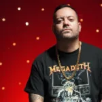 Nacido en Brooklyn, Nueva York y de padres colombianos, Blahbotski creció rodeado de diversidad cultural, lo que se refleja en su sonido: un viaje que conecta lo urbano con el rock, el pop americano y los ritmos latinos - Foto: Blahbotski