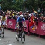 La etapa final, de 139 kilómetros entre Sopó y Bogotá, contará con 1.877 metros de desnivel
acumulado, tres puertos de tercera categoría (dos pasos por el Alto de Sisga y el Alto de Patios) y tres sprints intermedios bonificados en Gachancipá, Chocontá y Santa Isabel - Foto: Archivo/Ronald Cano